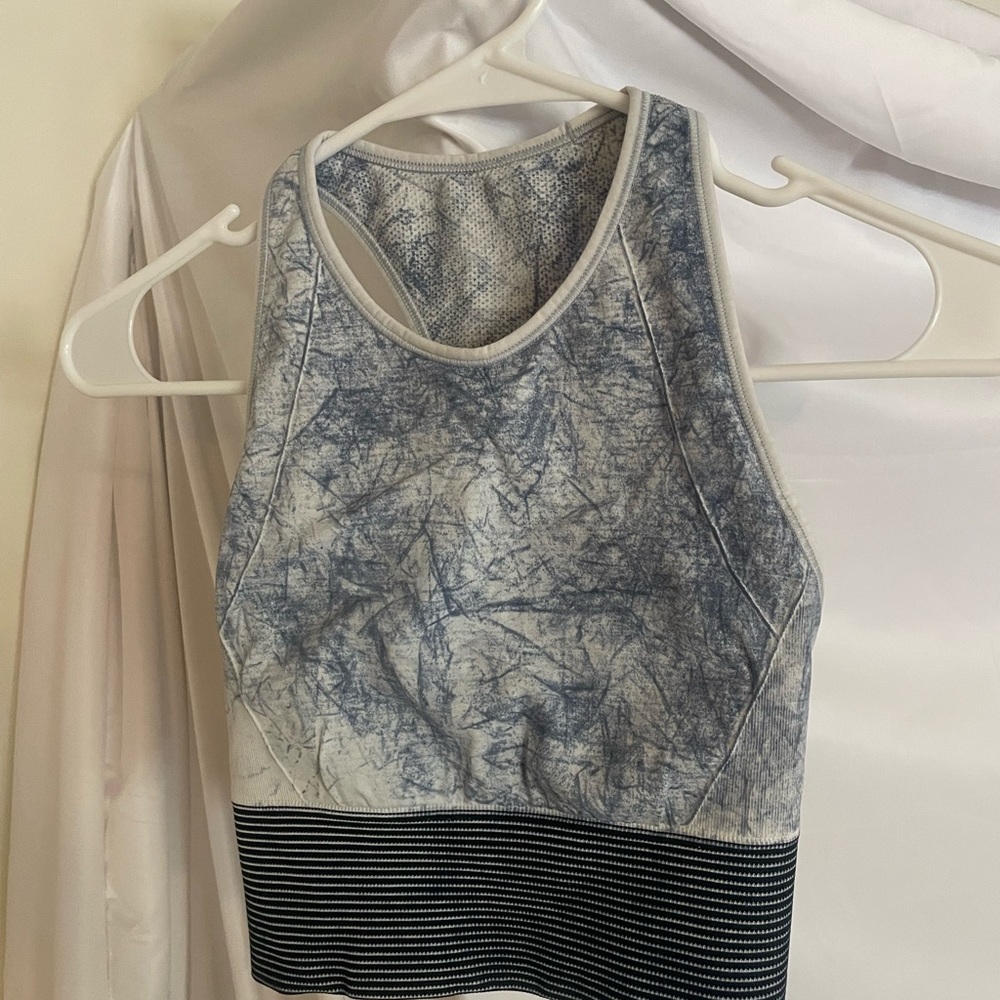 Lululemon bra top